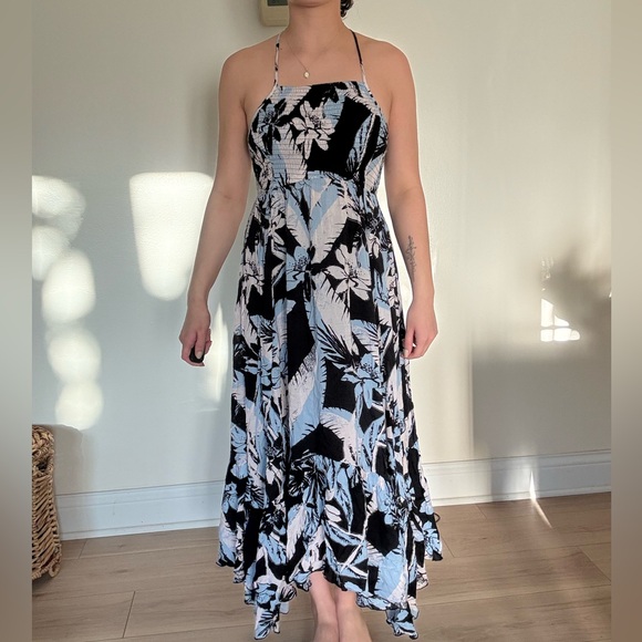 Free People Dresses & Skirts - Free People Black and White Halter Sundress Maxi